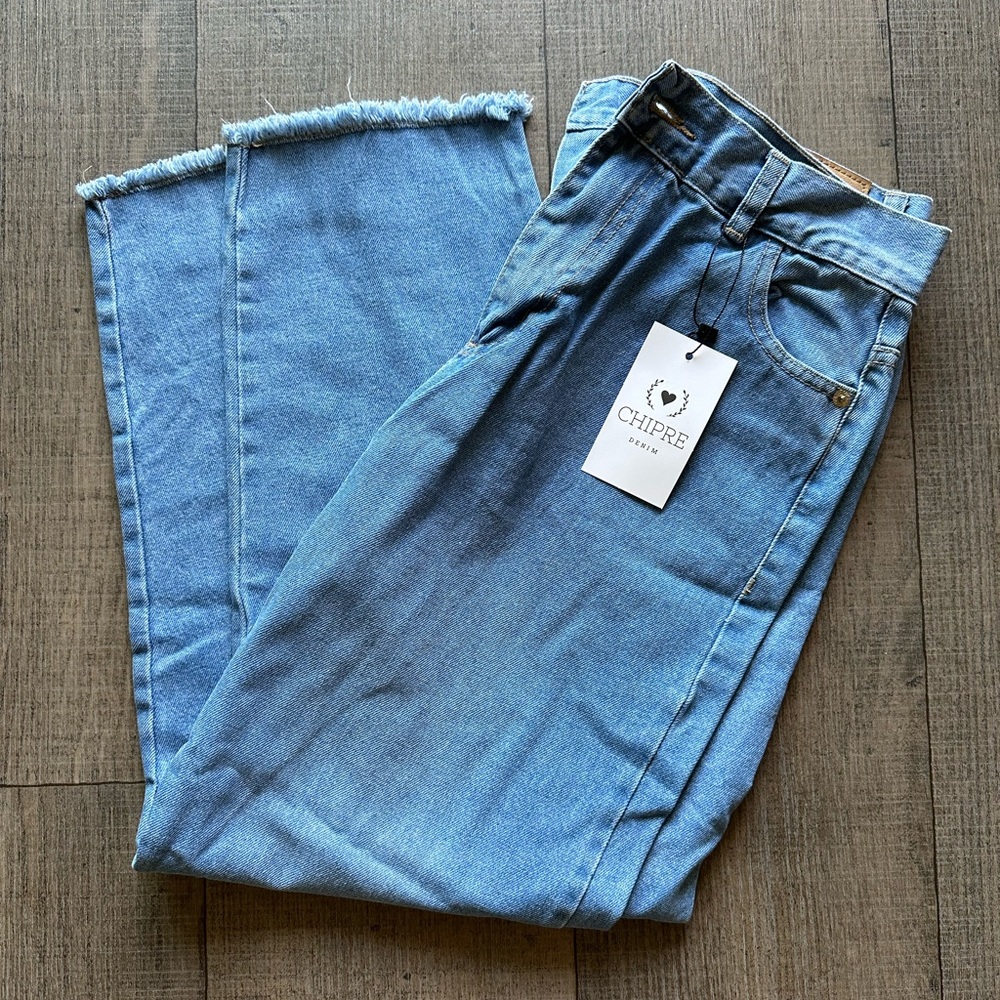 NWT Chipre jeans size 28